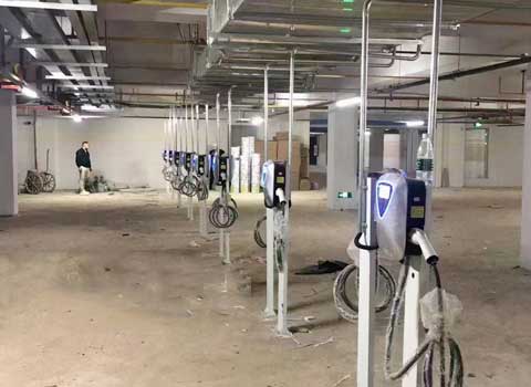 物業(yè)小區(qū)充電樁(圖3) 物業(yè)小區(qū)充電樁(圖3)